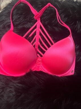 NWT Victoria Secret Very Sexy Unlined Bra S34D